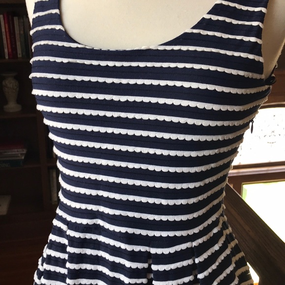 Forever 21 dress - Picture 2 of 6